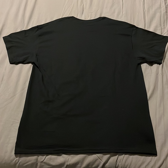 Aaliyah Vintage Style Short Sleeve Graphic Tee Size L NWOT Unisex - Picture 3 of 3